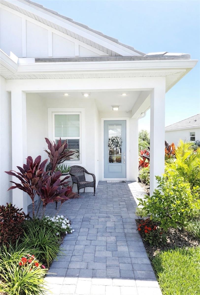 1055 WATERLINE COURT