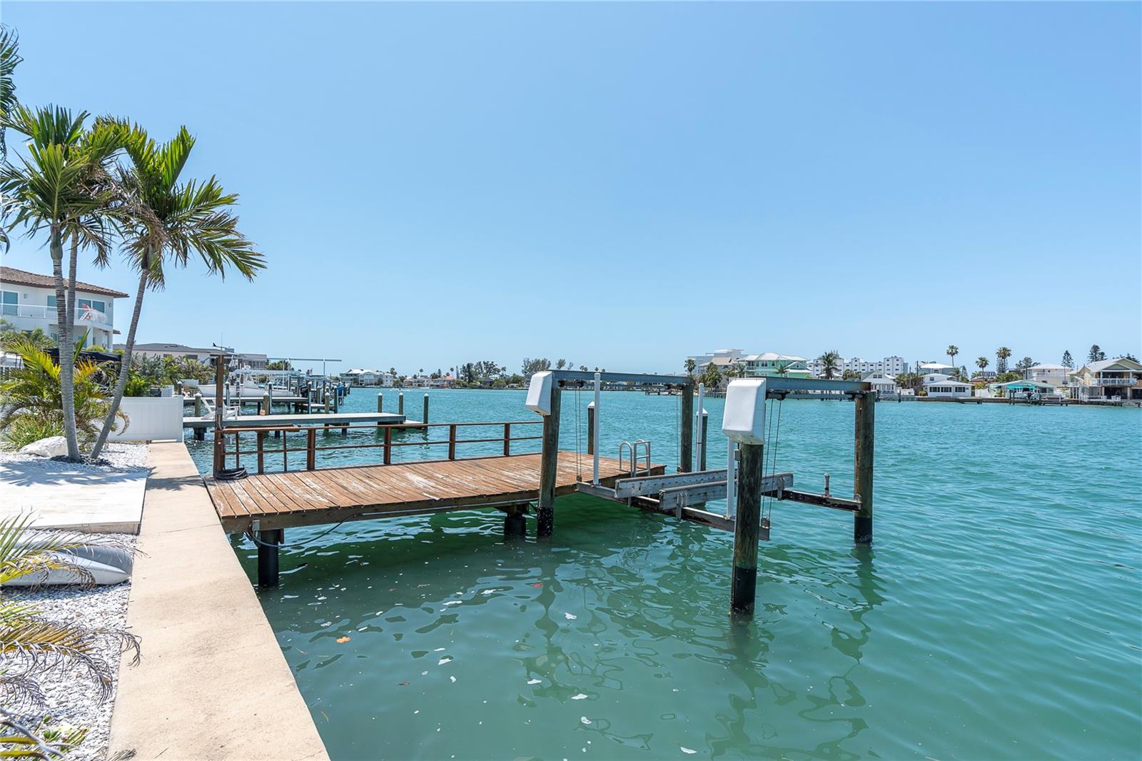 ST PETERSBURG BEACH NORTH UNIT 8 - Residential