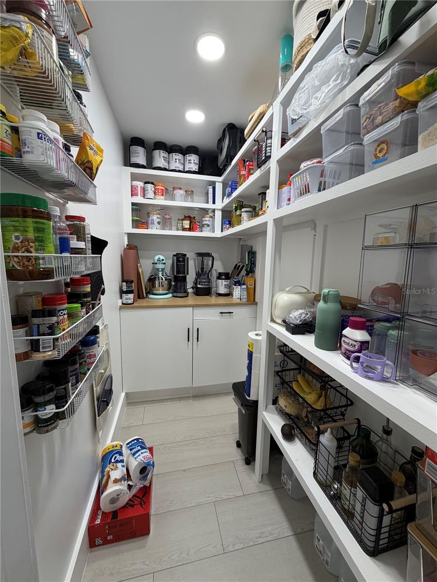 COUNTRY CLUB PARK - Residential