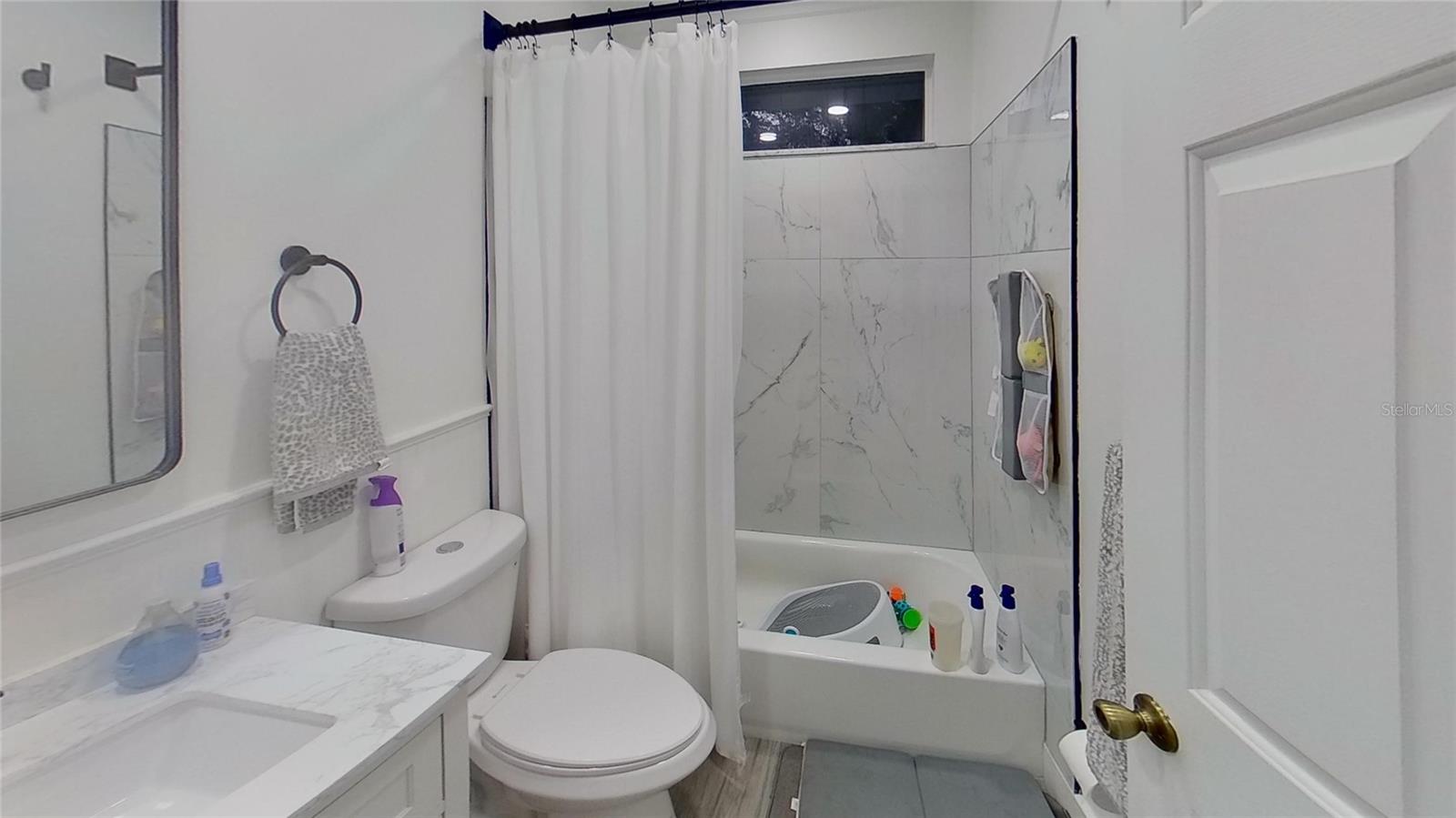 COUNTRY CLUB PARK - Residential