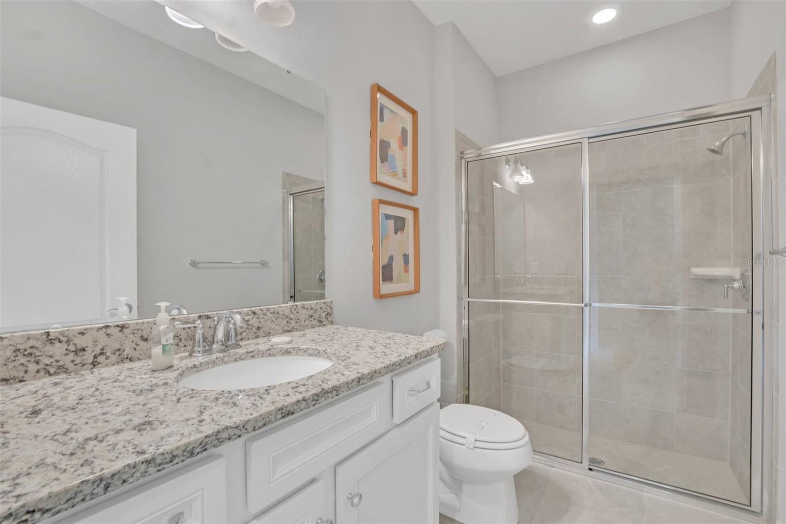 WINDSOR AT WESTSIDE - Residential