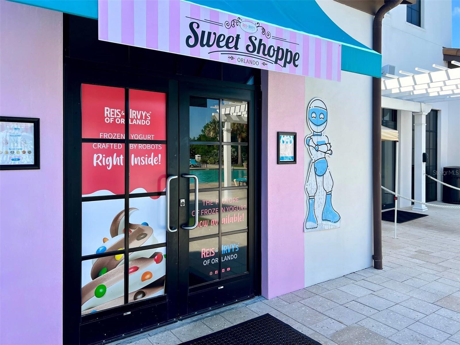 WINDSOR AT WESTSIDE - Residential