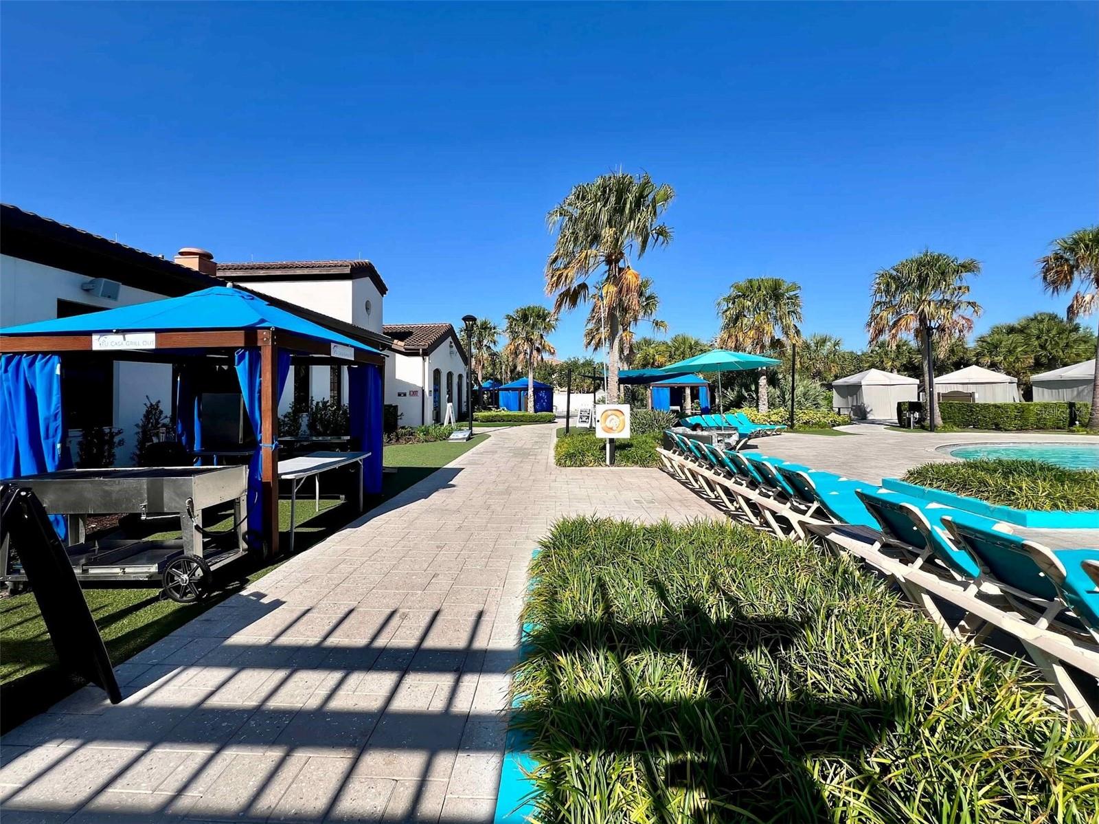 WINDSOR AT WESTSIDE - Residential