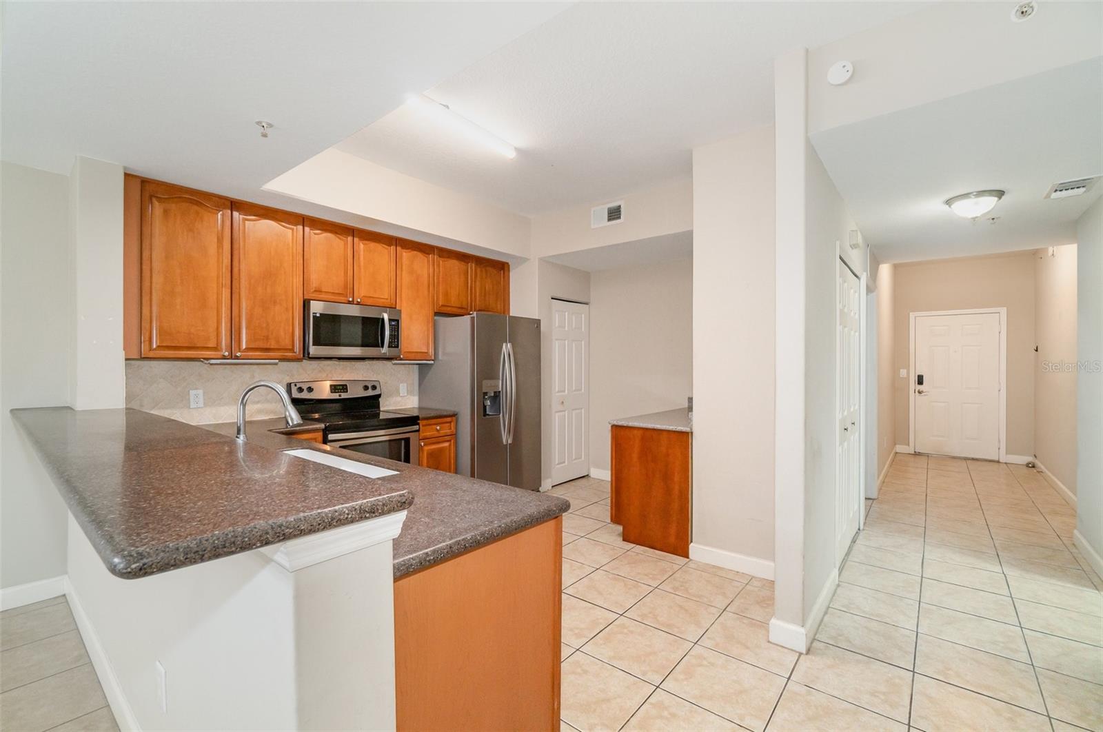 PROMENADE PH 01 - Residential