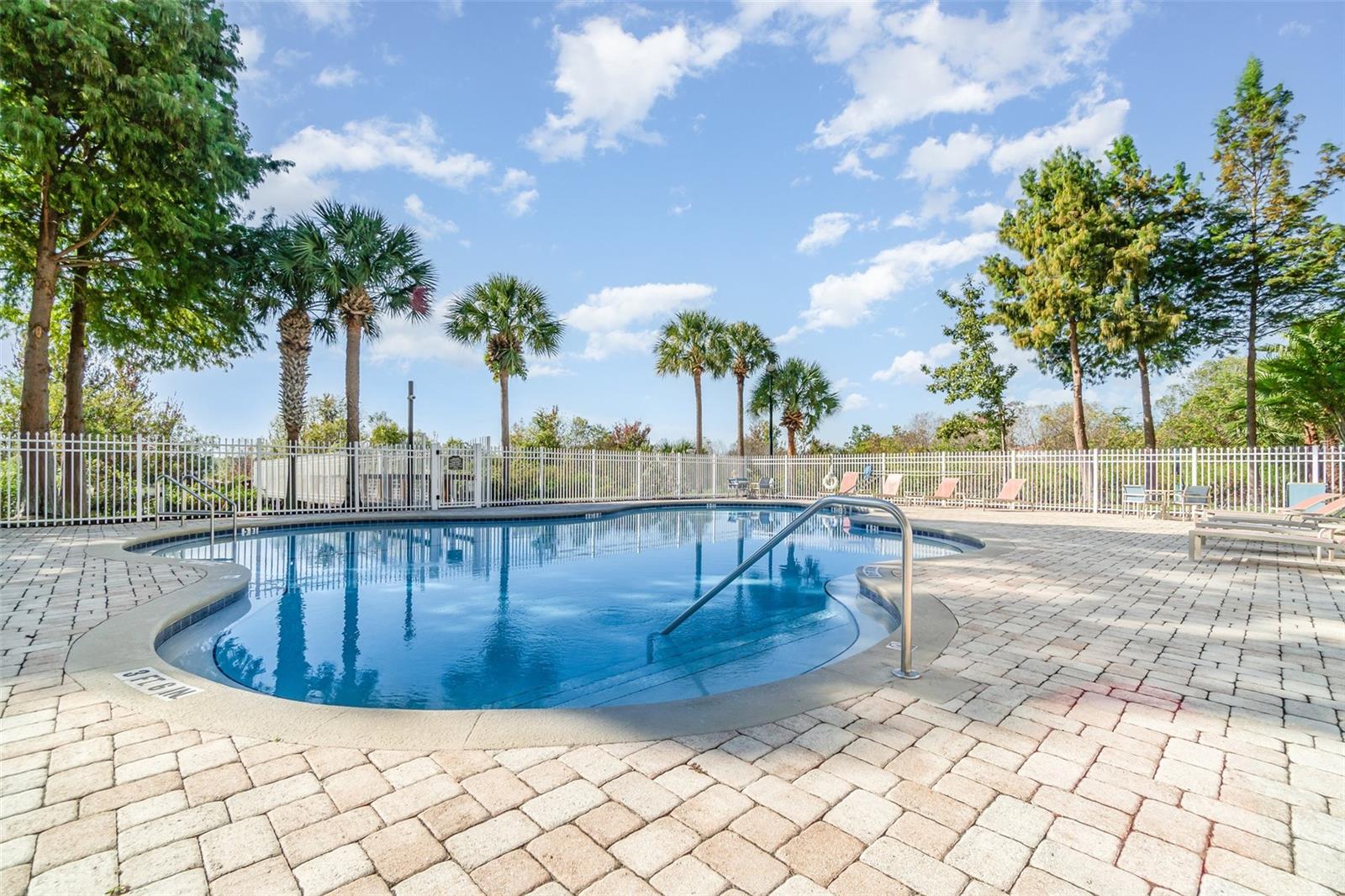 PROMENADE PH 01 - Residential