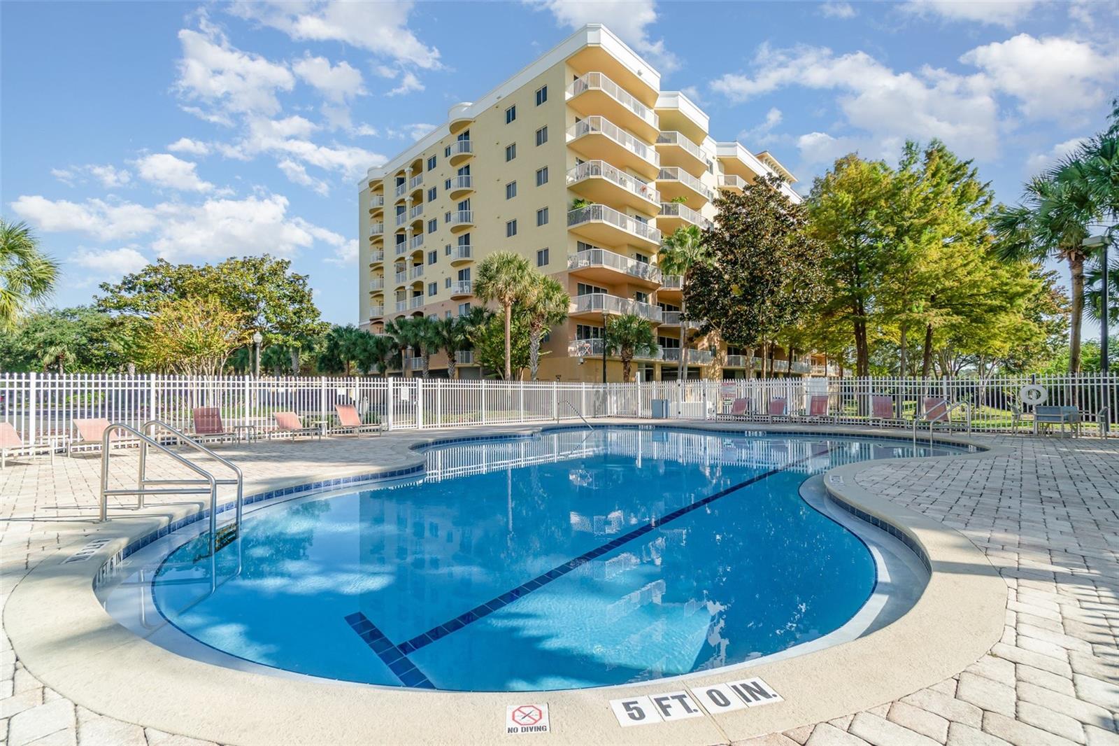 PROMENADE PH 01 - Residential