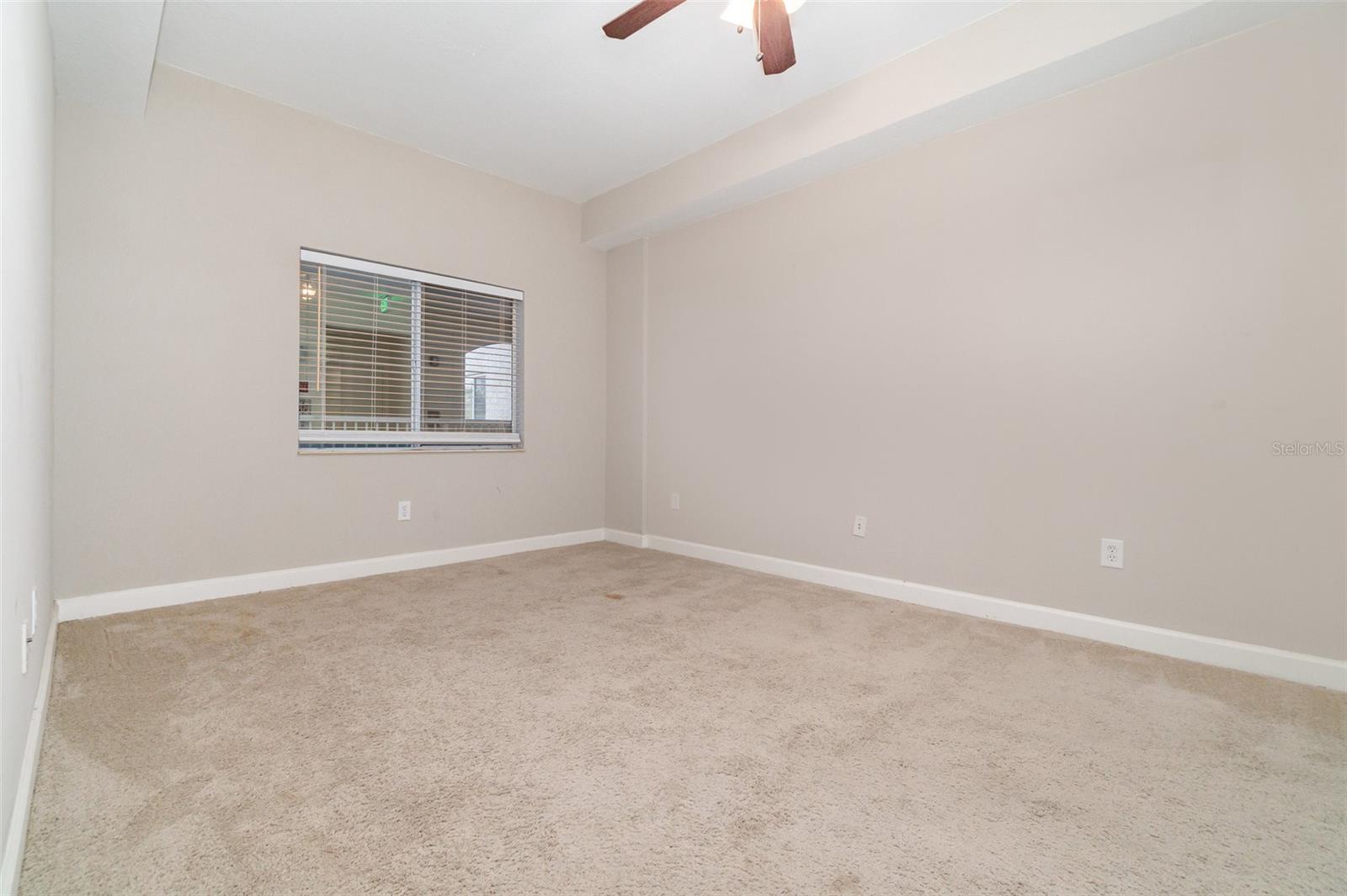 PROMENADE PH 01 - Residential