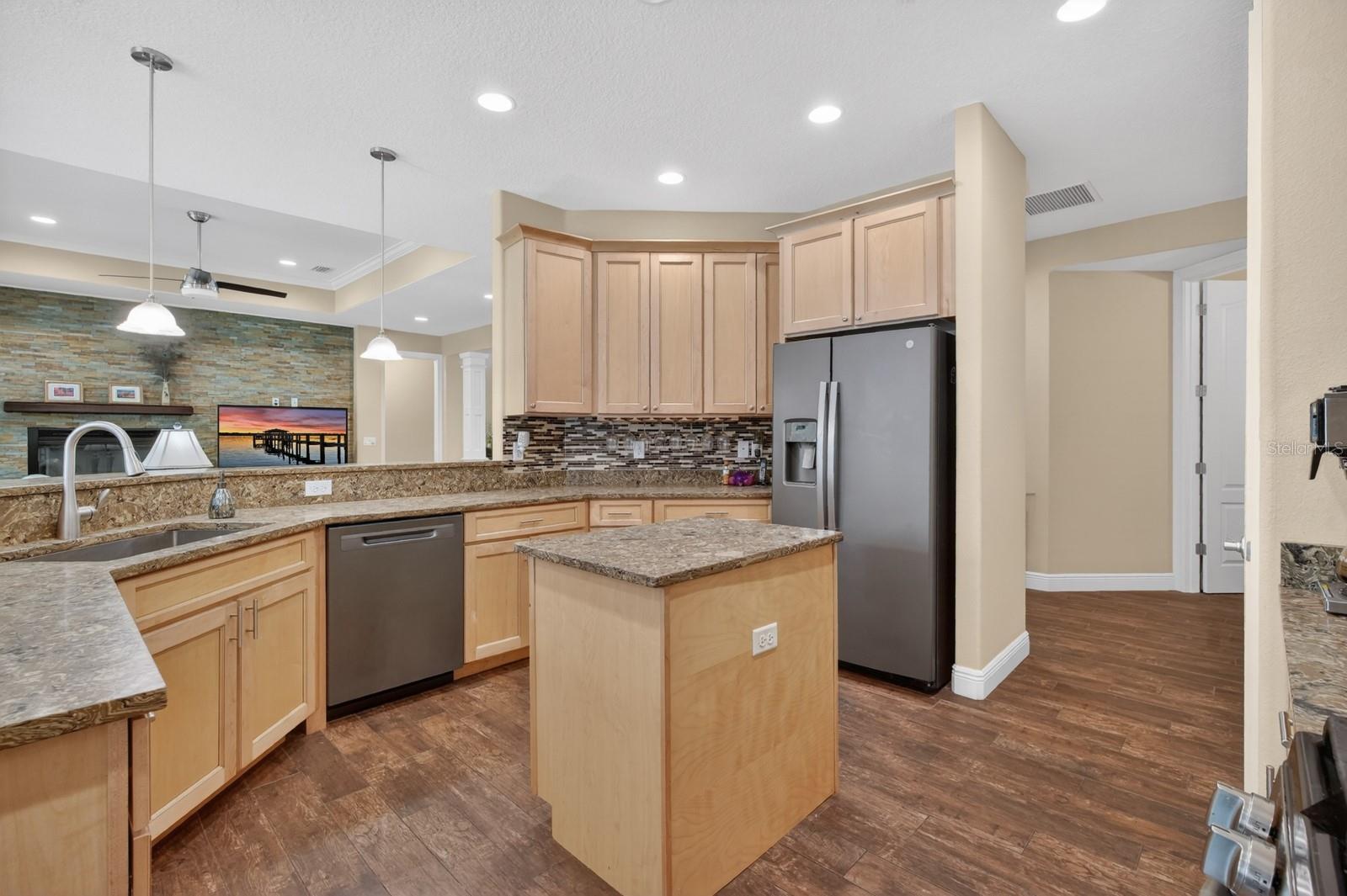 NORRIS DUPONT & GAUDRY GRANT - Residential