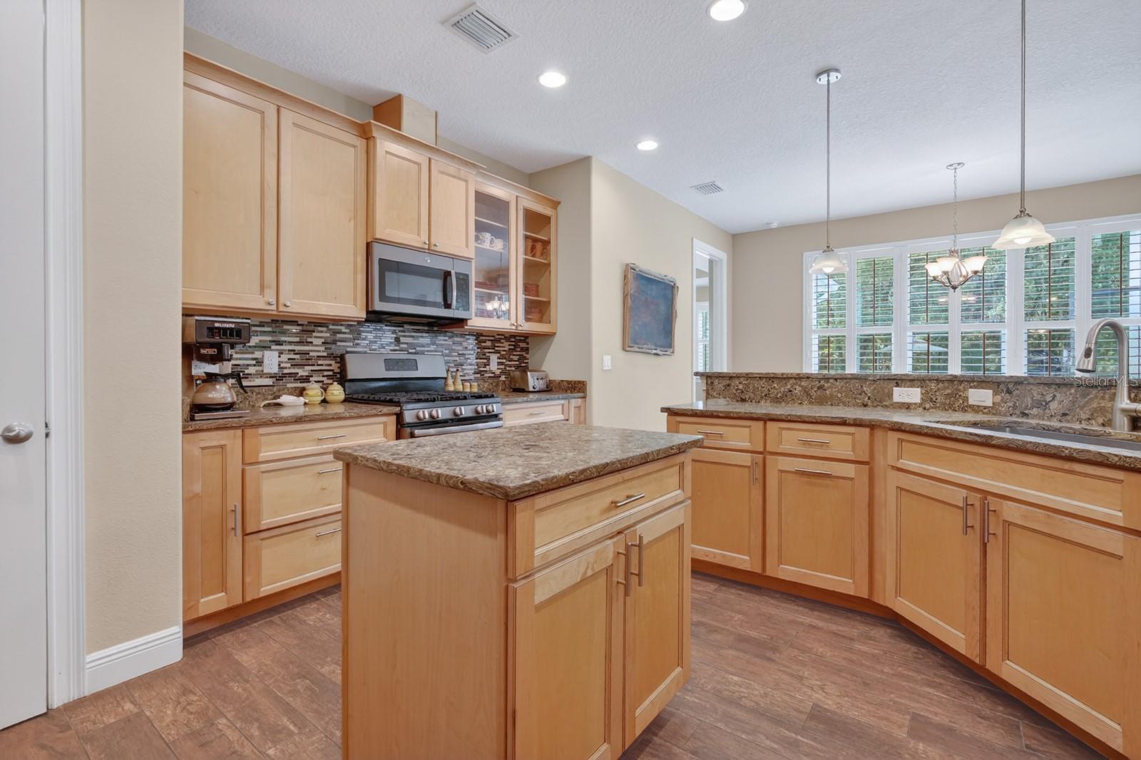 NORRIS DUPONT & GAUDRY GRANT - Residential