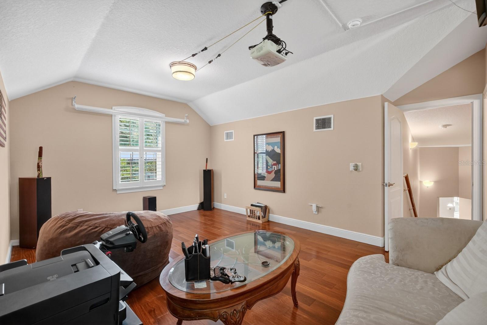 NORRIS DUPONT & GAUDRY GRANT - Residential