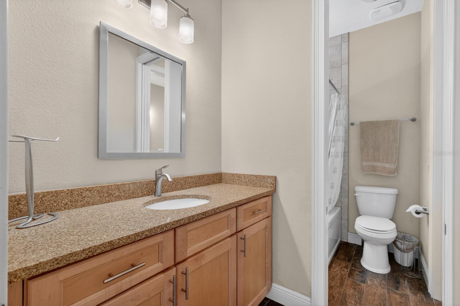 NORRIS DUPONT & GAUDRY GRANT - Residential