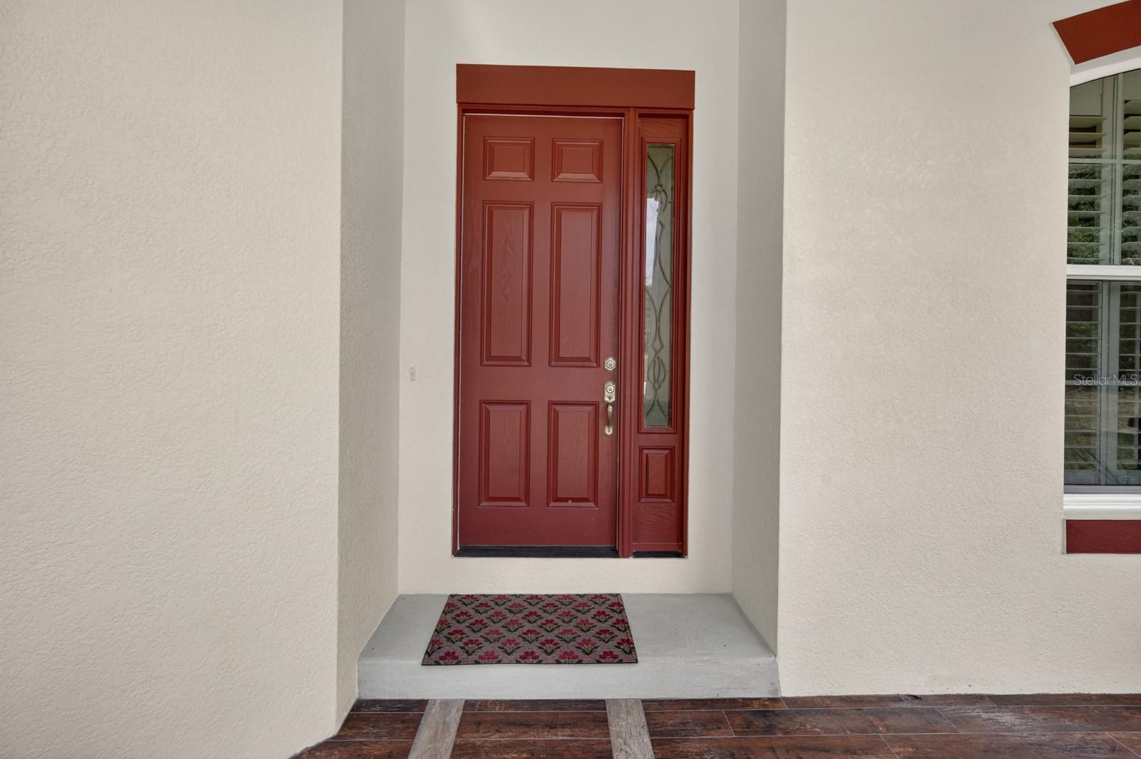 1806 GLENWOOD OAKS LANE