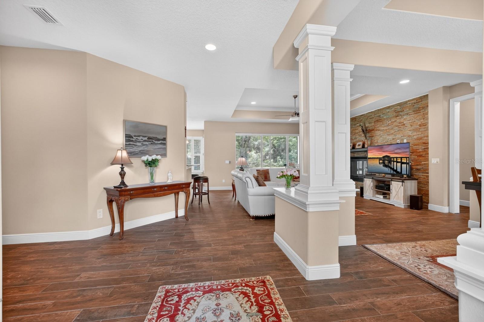 NORRIS DUPONT & GAUDRY GRANT - Residential