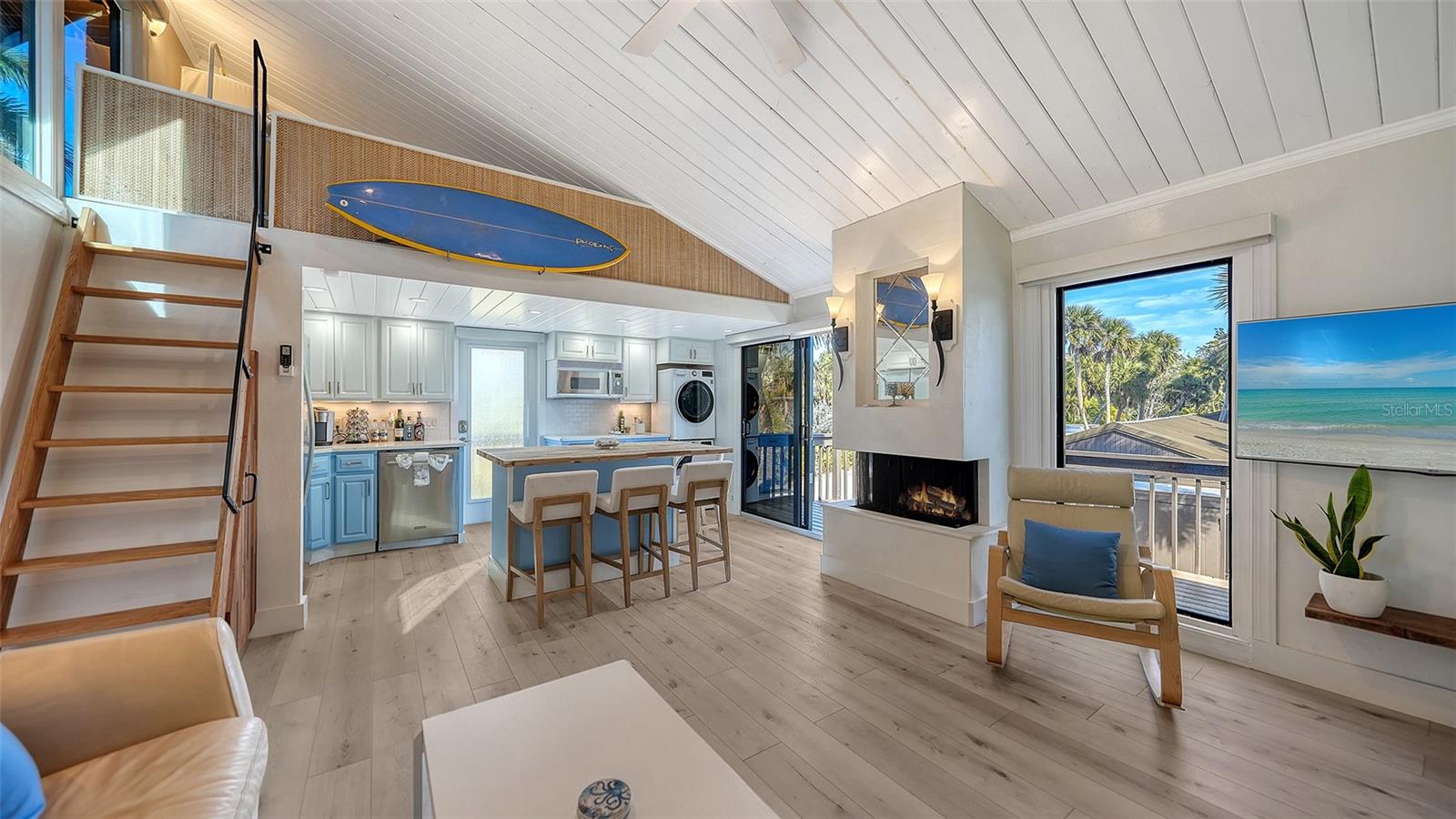 SANDY COVE - Residential