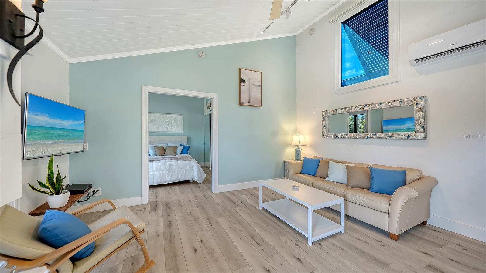 SANDY COVE - Residential