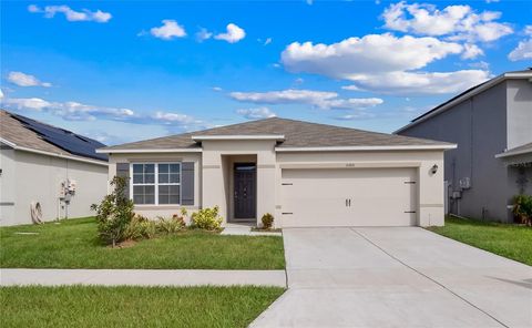 A home in WINTER HAVEN