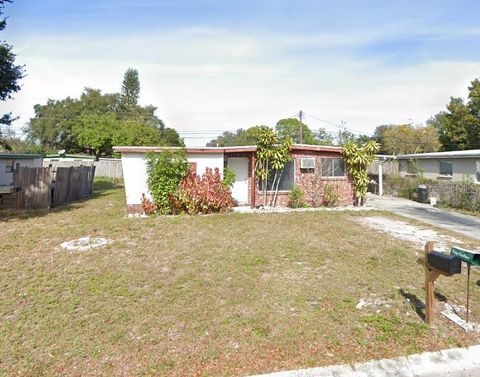 Photo of 8333 94th Avenue, Seminole, FL 33777 (MLS # TB8432860)