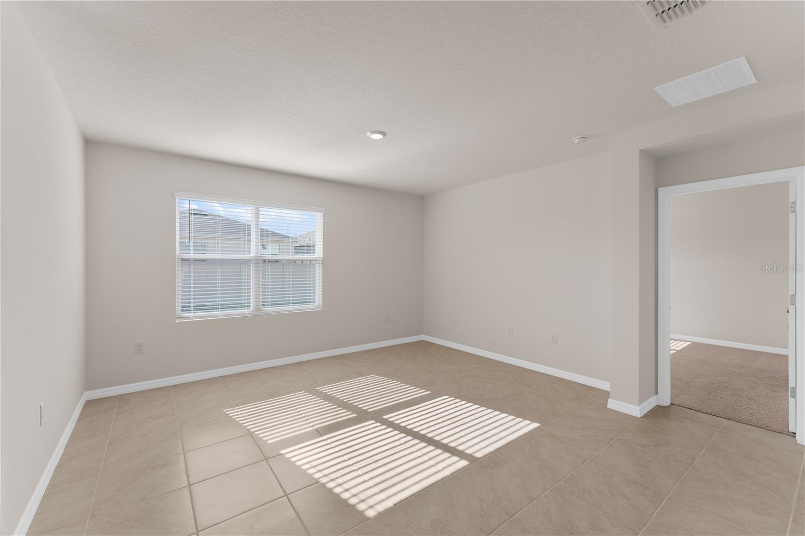 BUENA LAGO - Residential Lease