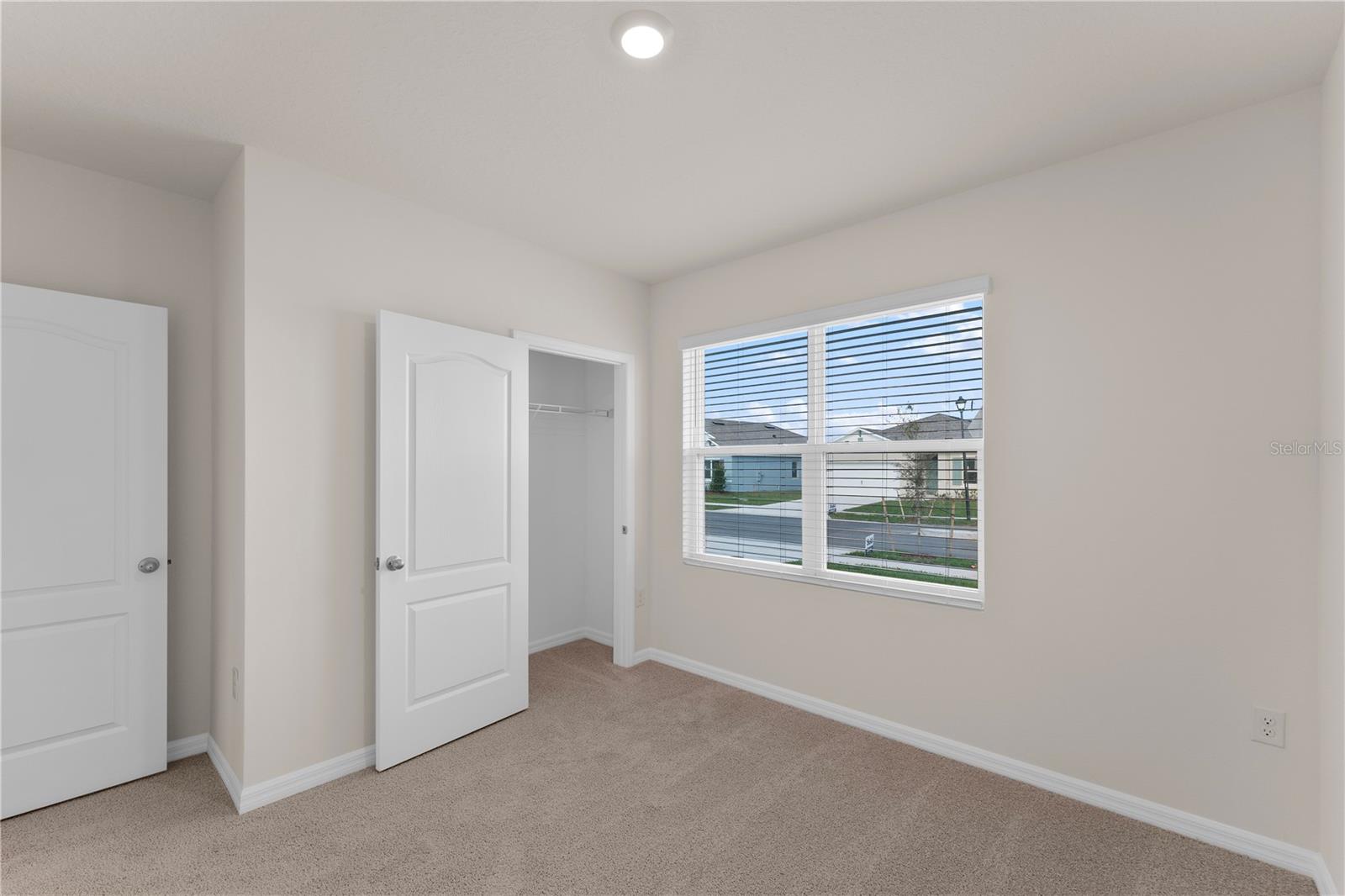 BUENA LAGO - Residential Lease