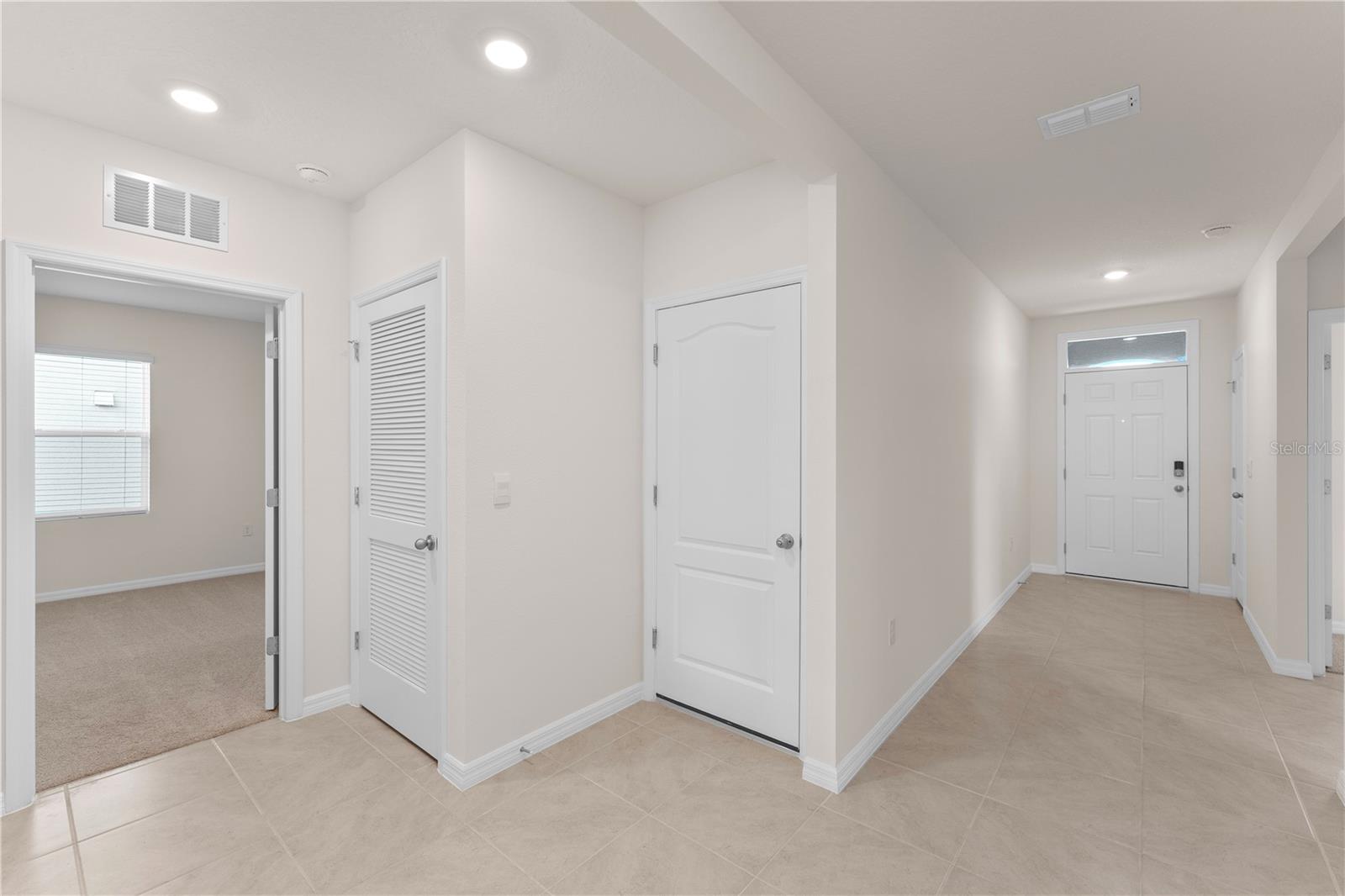 BUENA LAGO - Residential Lease