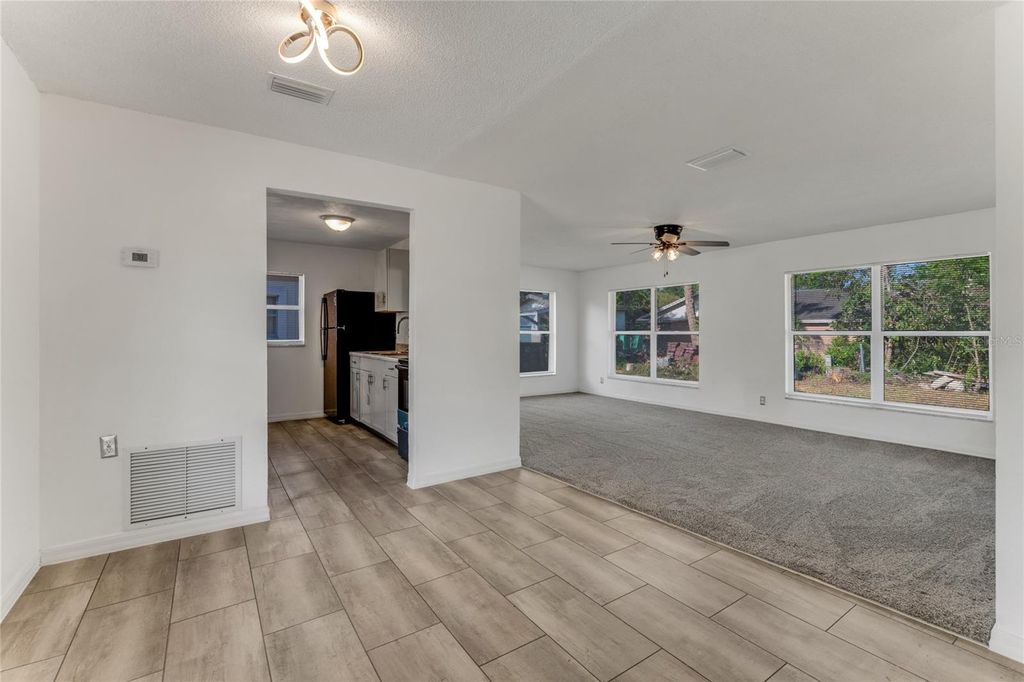 Photo of 916 Kathy Street, Daytona Beach, FL 32114 (MLS # V4943317)