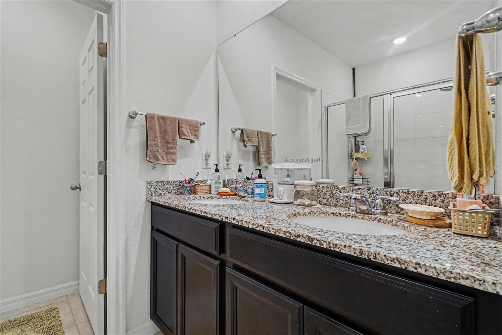 LAKE DENHAM ESTATES PH 1 - Residential