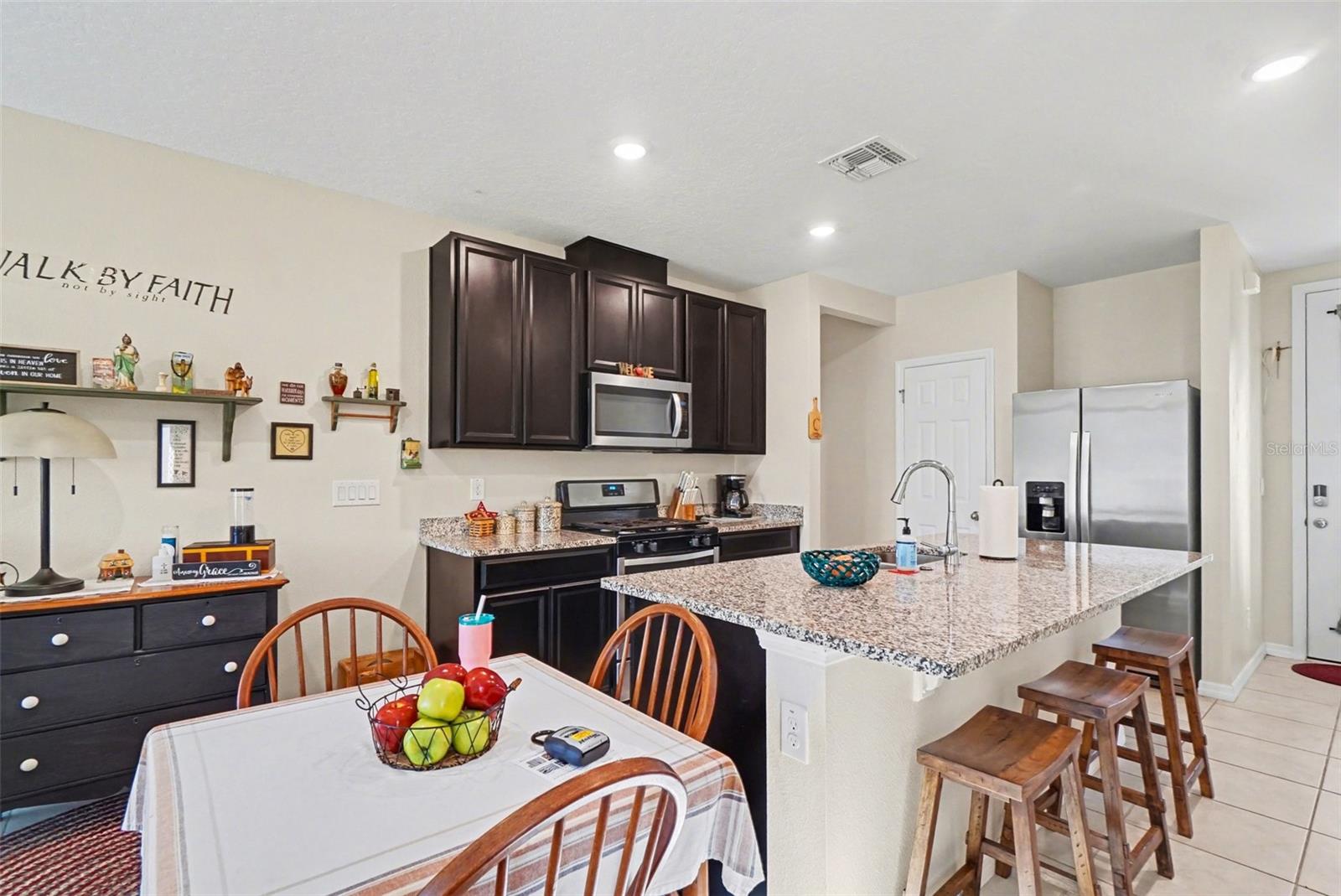 LAKE DENHAM ESTATES PH 1 - Residential