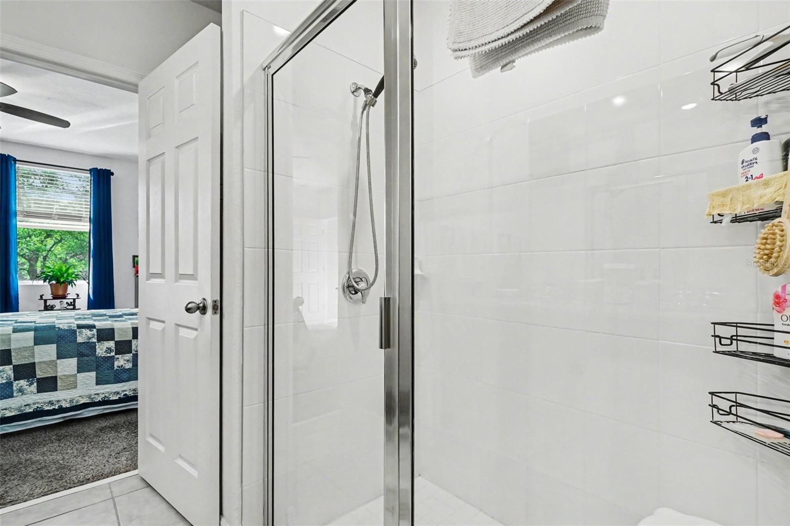 LAKE DENHAM ESTATES PH 1 - Residential