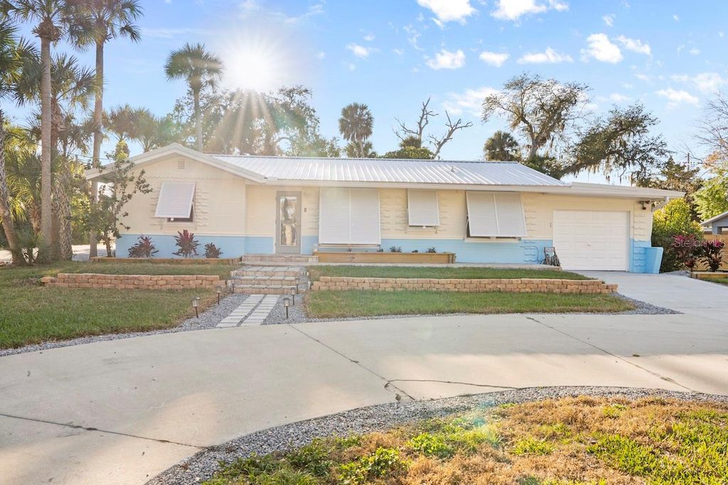 Photo of 1000 Faulkner Street, New Smyrna Beach, FL 32168 (MLS # NS1087167)