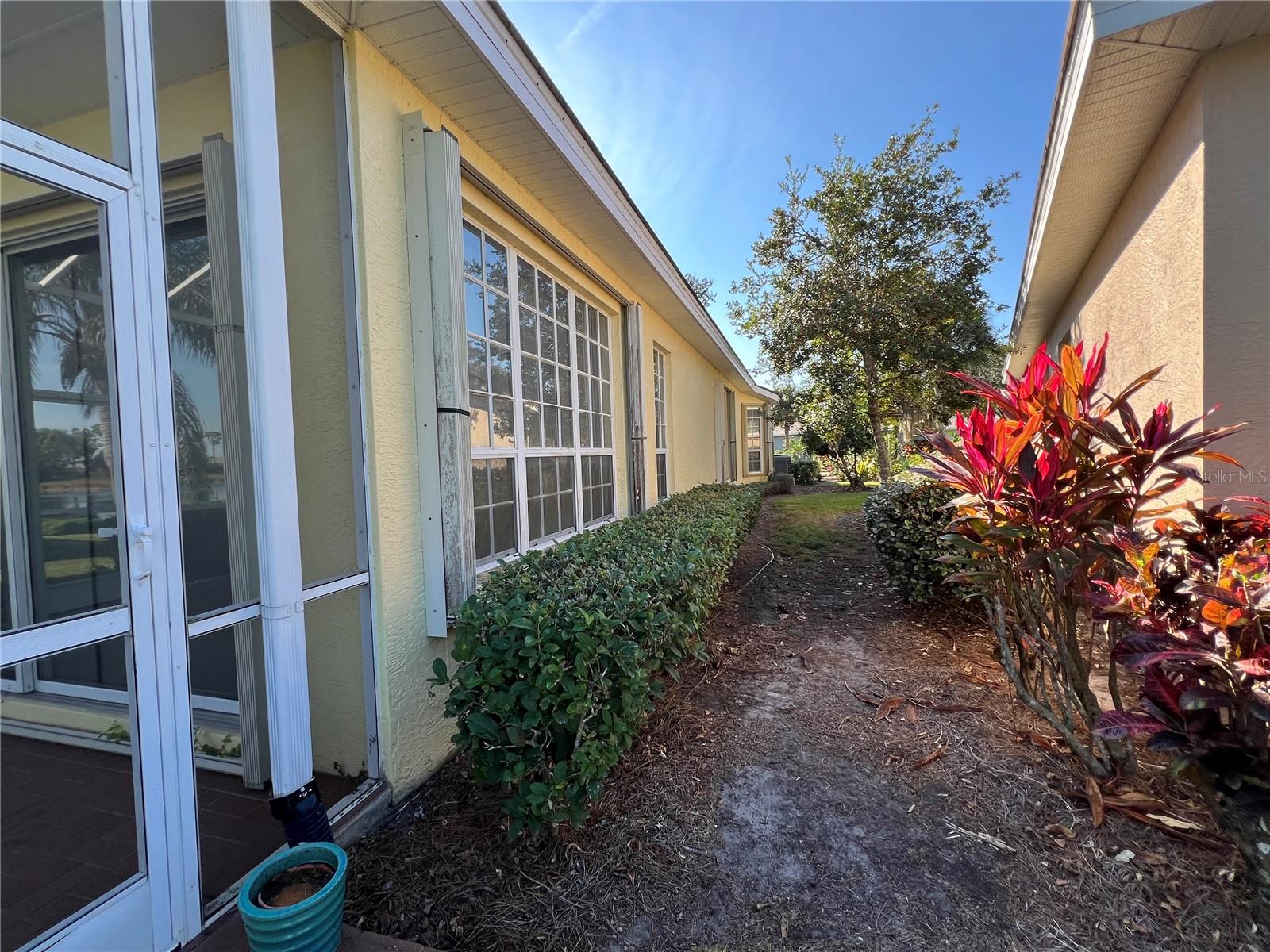 PATIOS 01 ST ANDREWS PARK AT PLANTATION - Residential