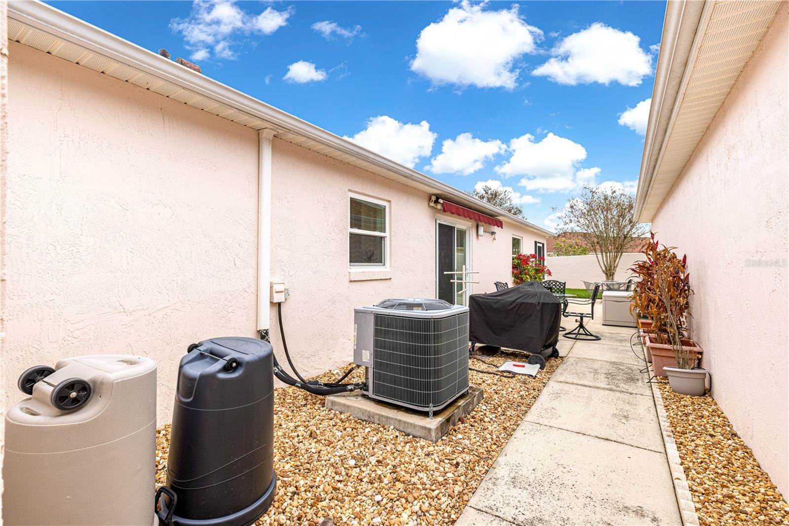 VILLAGES/SUMTER VILLA DE LA ME - Residential