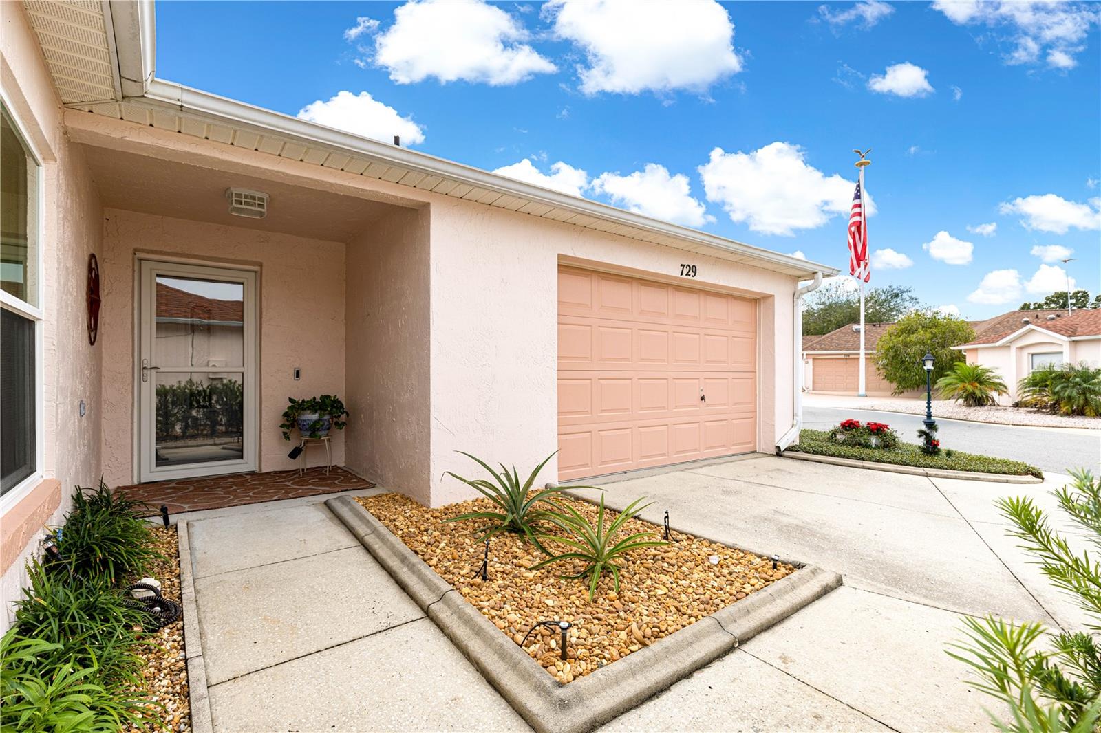 VILLAGES/SUMTER VILLA DE LA ME - Residential