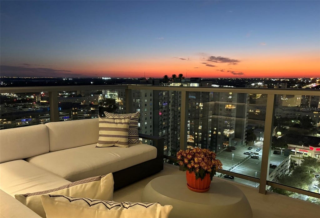 Photo of 301 1st Street S #2105, St Petersburg, FL 33701 (MLS # TB8553523)