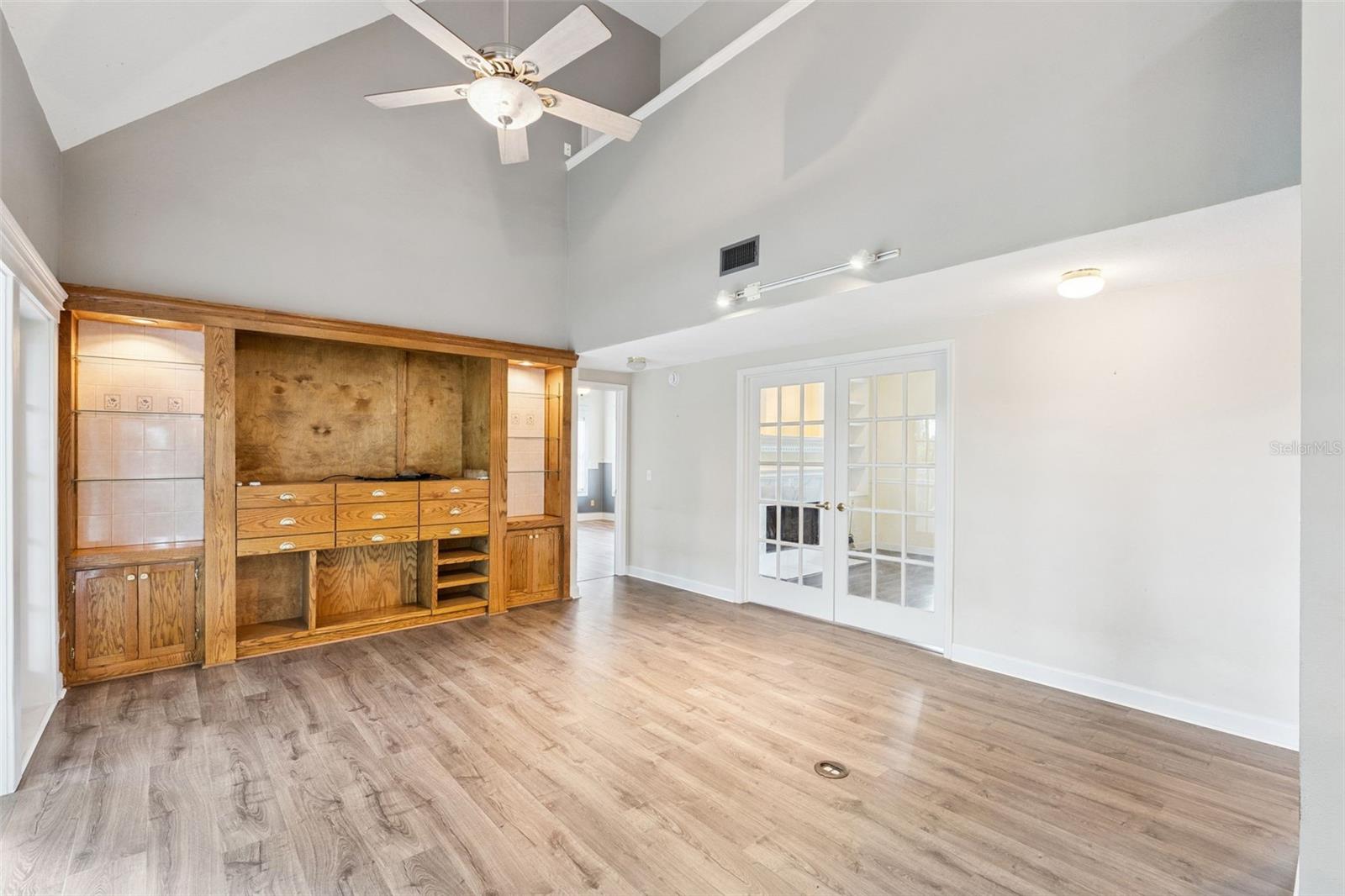 2083 EAGLES REST COURT