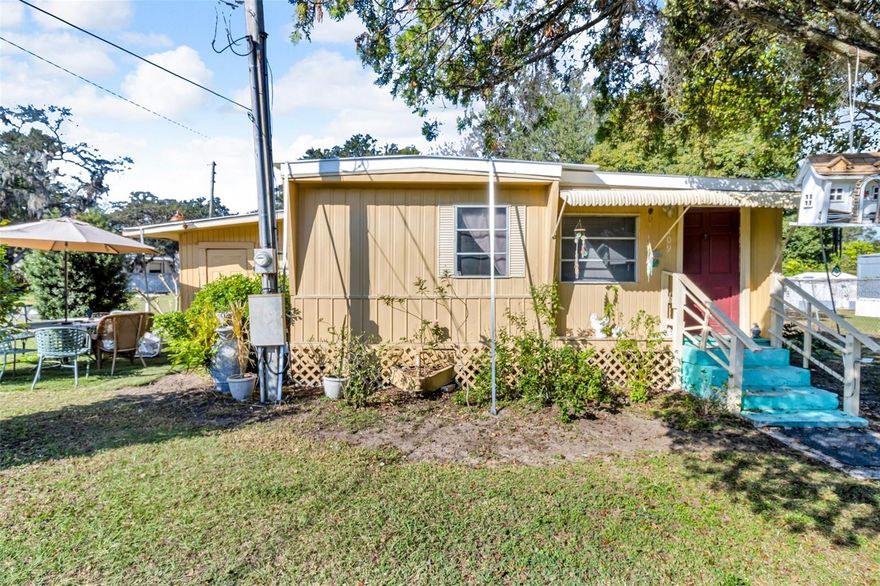 Discover the potential at 109 Sharewood Drive in Valrico, Florida. This single-wide trailer is at the end of a quiet dead-end street, offering privacy and tranquility. The property is fully enclosed by a 6-foot fence, providing a secure and secluded environment. Adjacent to this home is a cleared 0.23-acre lot,  (O6277850). also for sale separately, offering additional opportunities for expansion or investment. Conveniently located near Publix Super Market and Bloomingdale Square, this property is perfect for those seeking a peaceful lifestyle with easy access to amenities. Don't miss this unique opportunity to own a versatile piece of Valrico real estate!