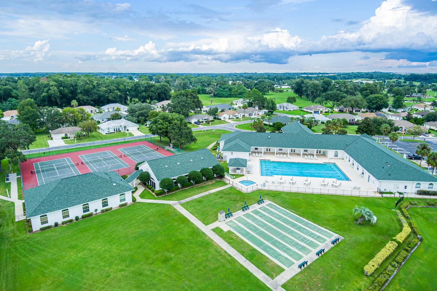 OCALA PALMS GOKF & COUNTRY CLUB - Residential