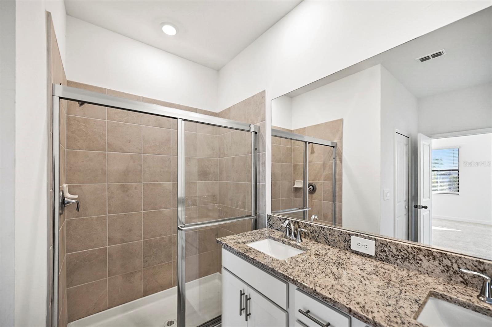 LORRAINE LAKES PH IIA - Residential Lease