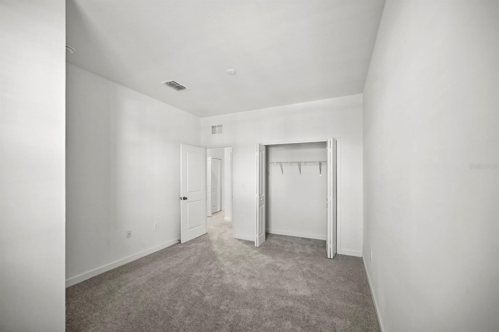 LORRAINE LAKES PH IIA - Residential Lease