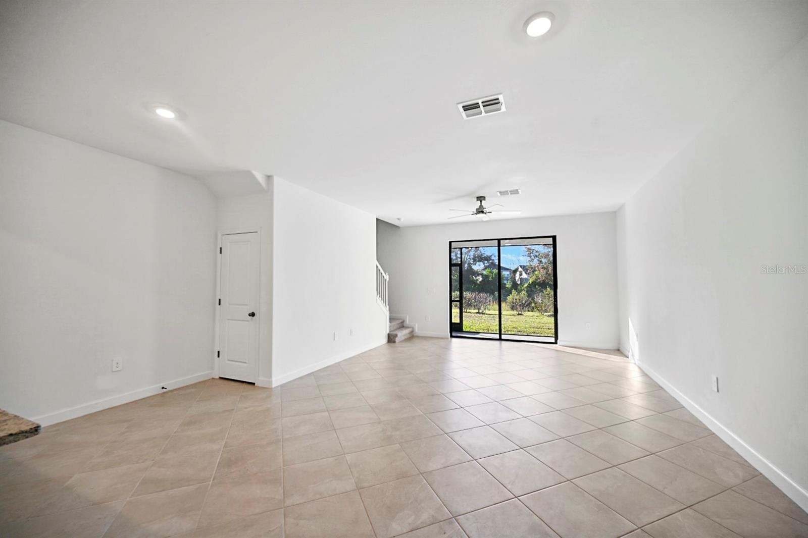 LORRAINE LAKES PH IIA - Residential Lease