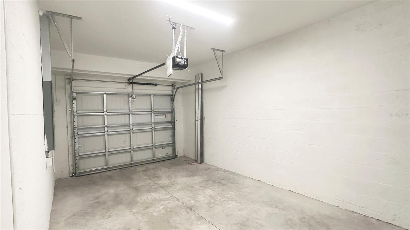 LORRAINE LAKES PH IIA - Residential Lease