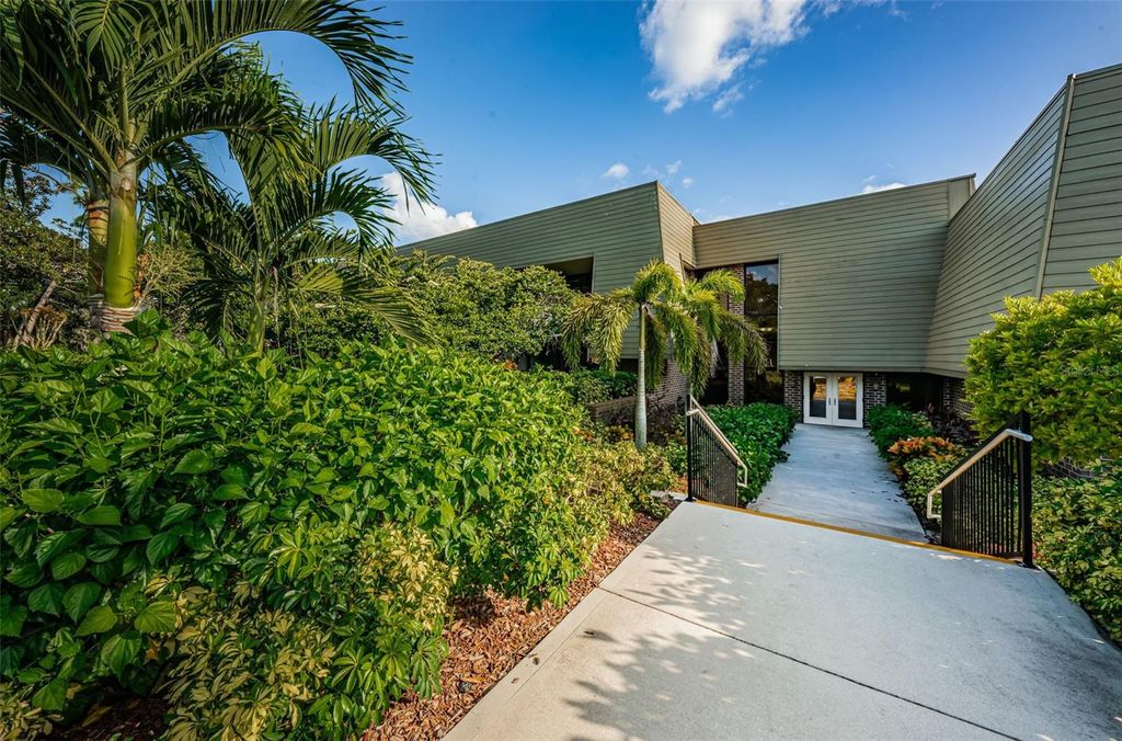 Photo of 36750 Us Highway 19 #22-202, Palm Harbor, FL 34684 (MLS # TB8440032)