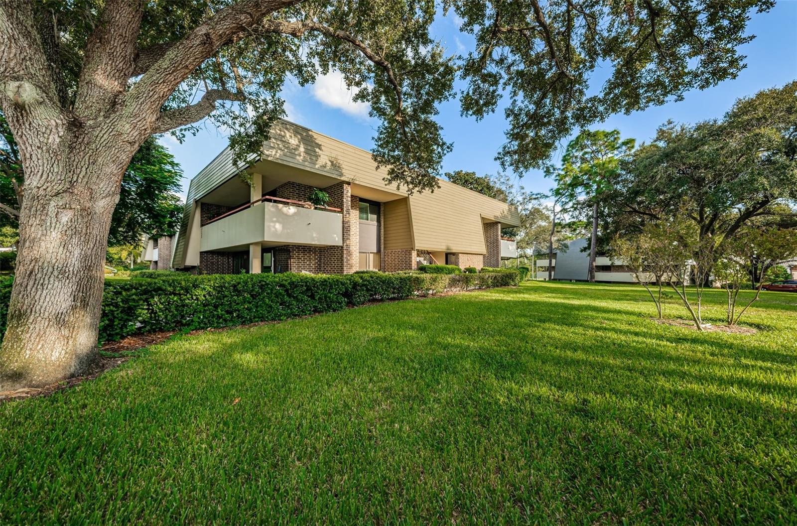 INNISBROOK - Residential