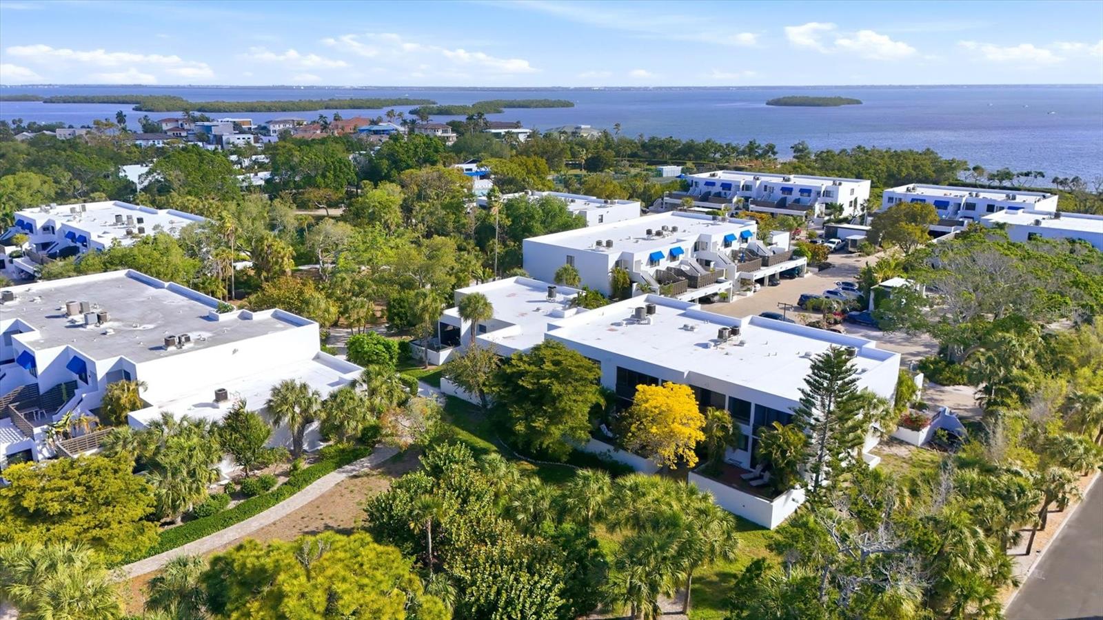 BAYPORT BCH & TEN PH F - Residential