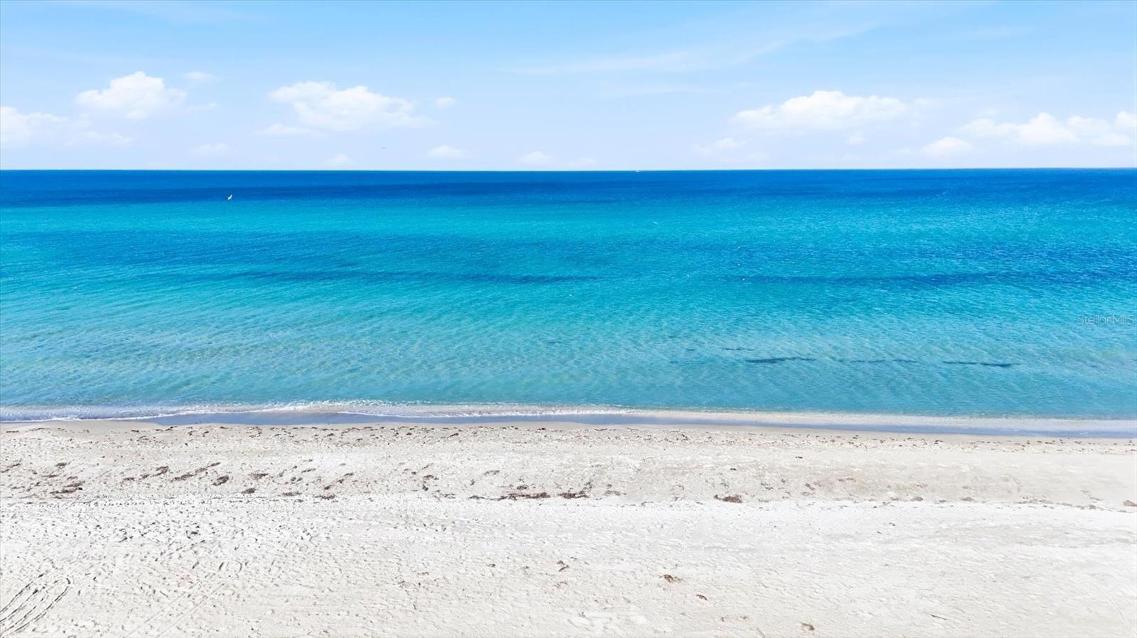 BAYPORT BCH & TEN PH F - Residential