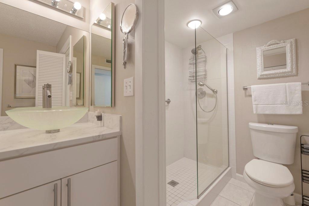 BAYPORT BCH & TEN PH F - Residential