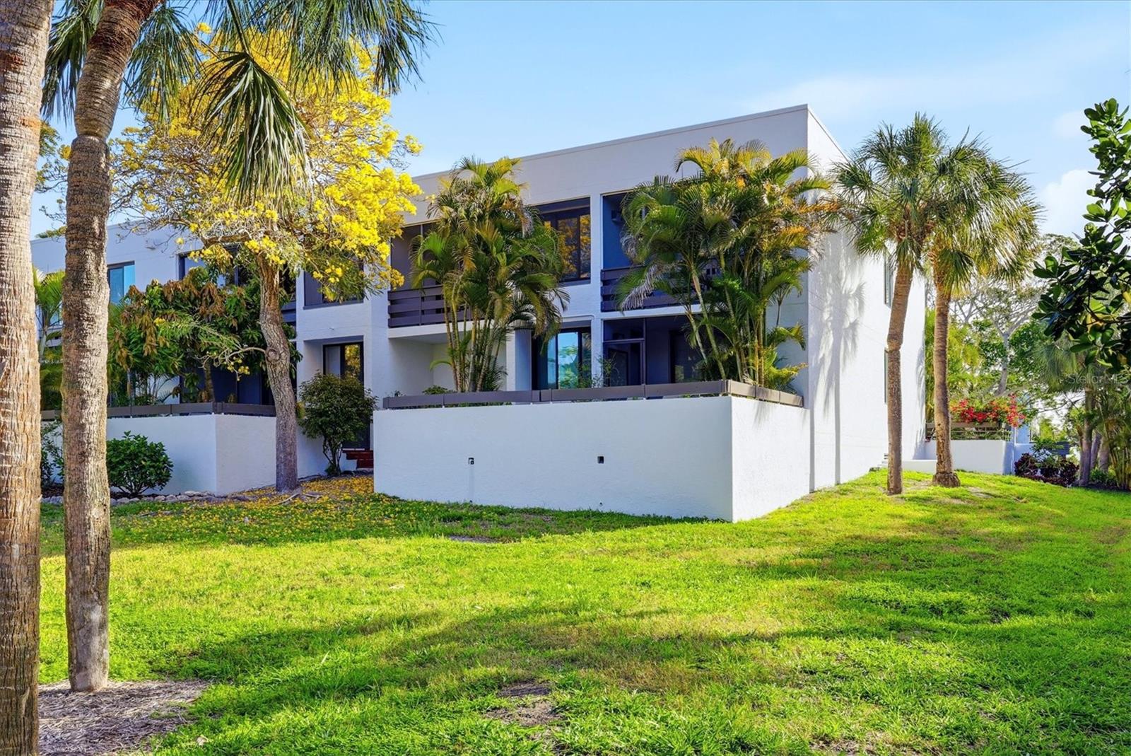 BAYPORT BCH & TEN PH F - Residential