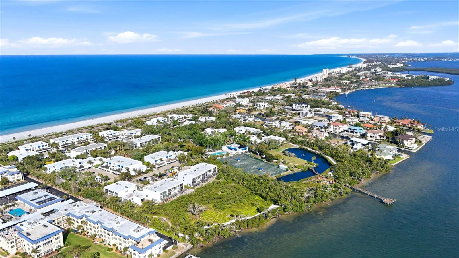 BAYPORT BCH & TEN PH F - Residential