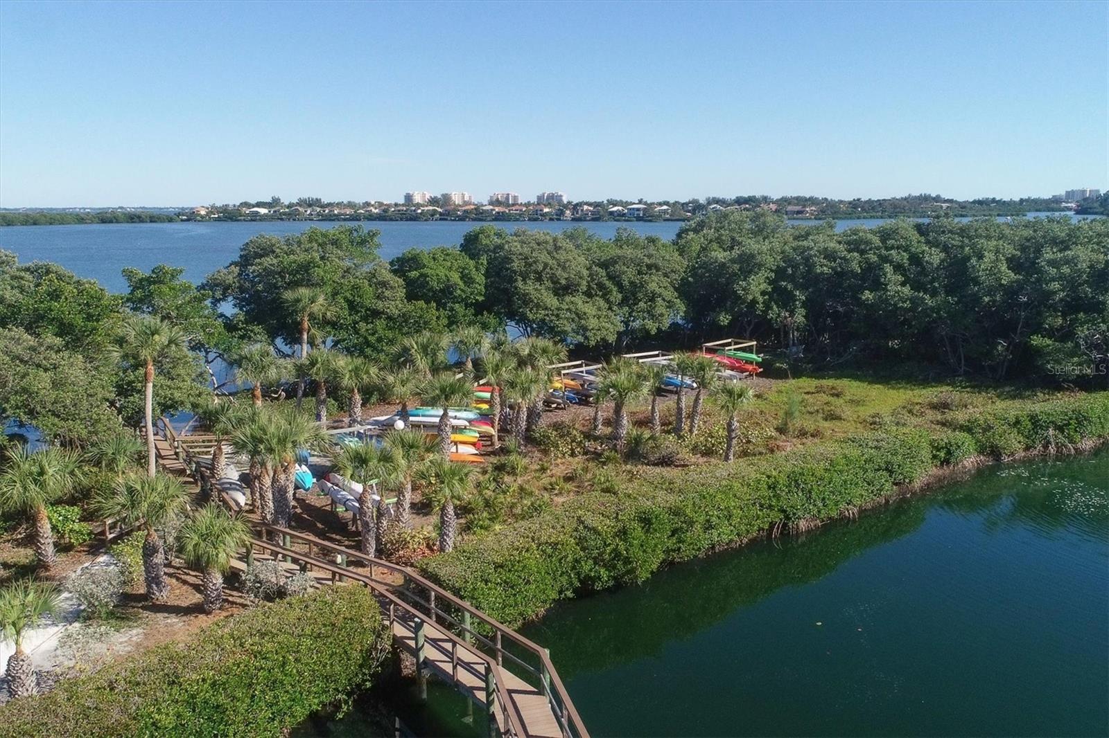 BAYPORT BCH & TEN PH F - Residential