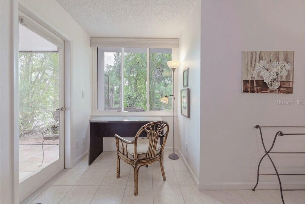 BAYPORT BCH & TEN PH F - Residential