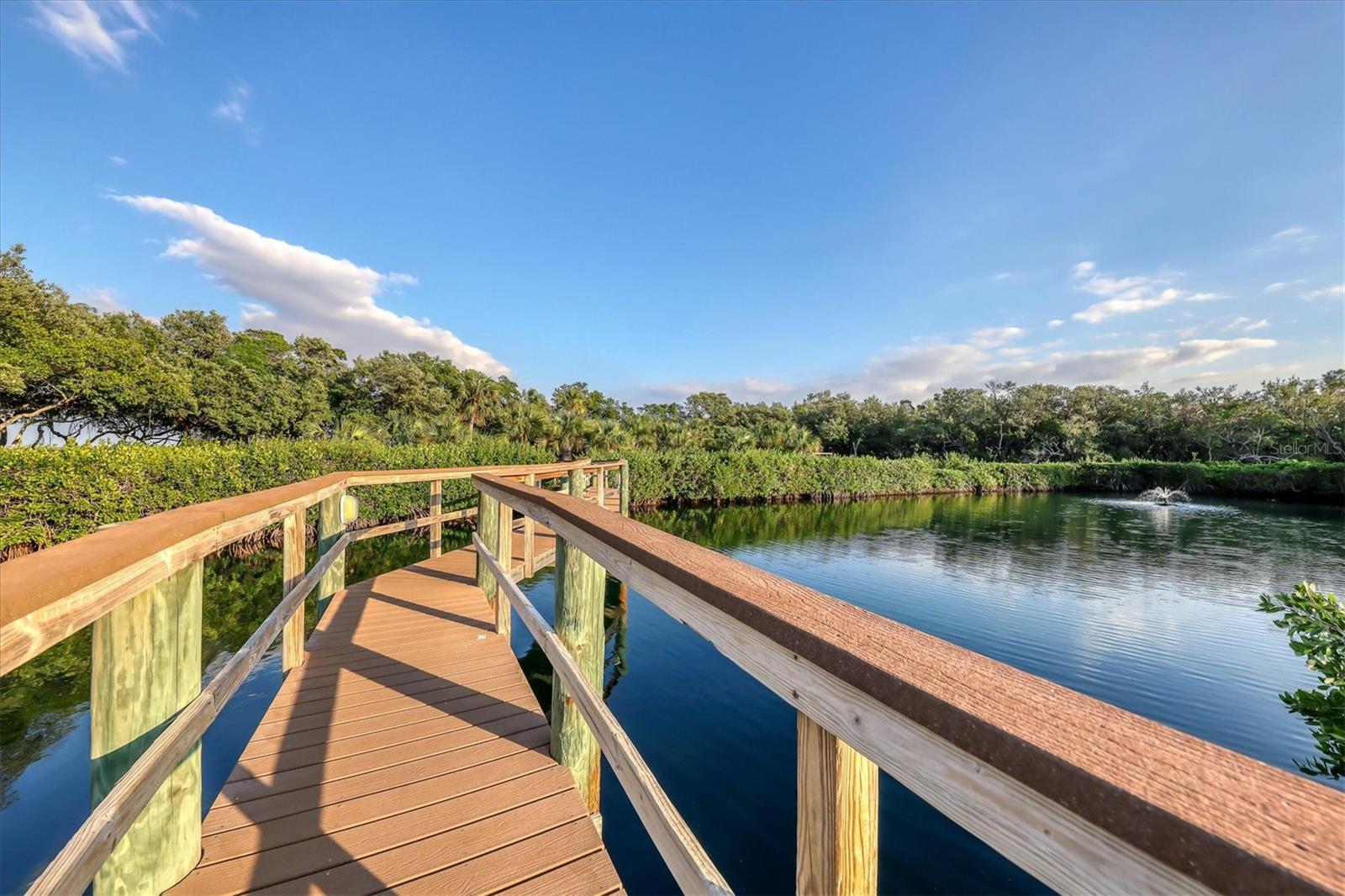 BAYPORT BCH & TEN PH F - Residential